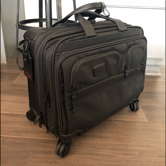 tumi rolling briefcase